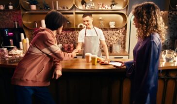 Бонусы в каждый смартфон: старт новой программы от Альфы и UDS