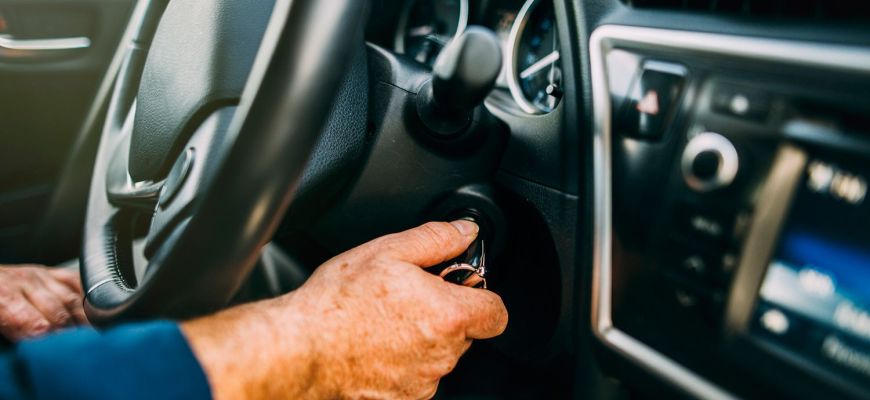 Названы самые продаваемые автомобили в России